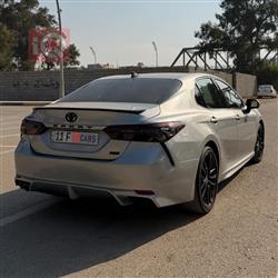 تۆیۆتا کامری